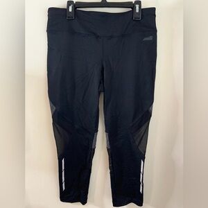 AVIA ATHLETIC MEDIUM WOMENS BLACK MESH PANEL ACTIVE CAPRIS